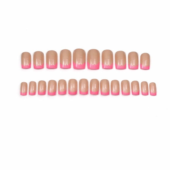 7 Piece Press-On Nails Kit - Picture 3 of 4